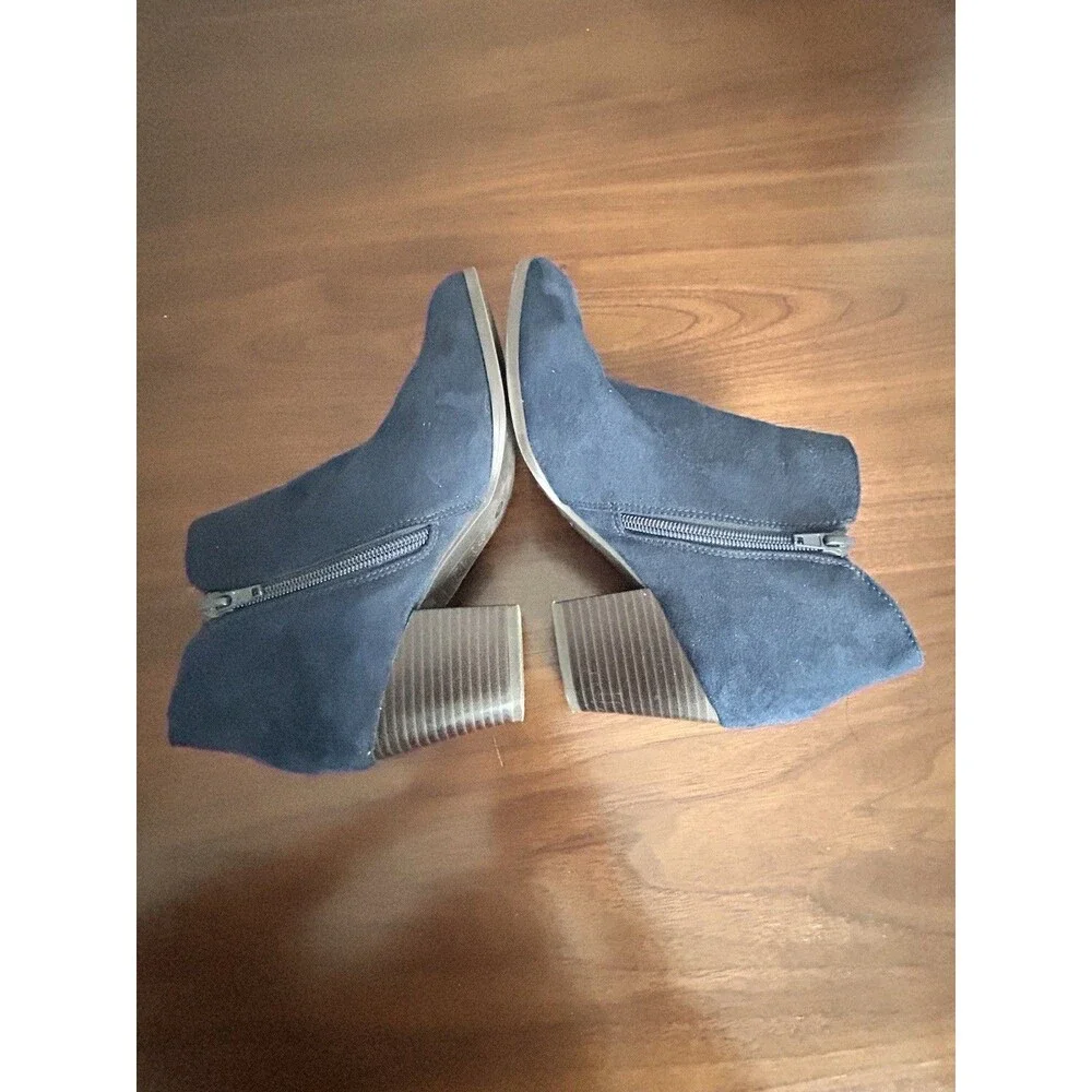 Style & Co Masrinaa Blue Suede Ankle Bootie Almond Toe Side Zip Women’s 7.5